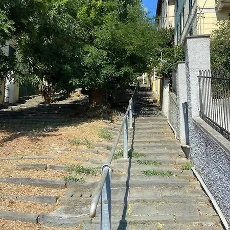 All'ombra Delle Sophore * La Spezia